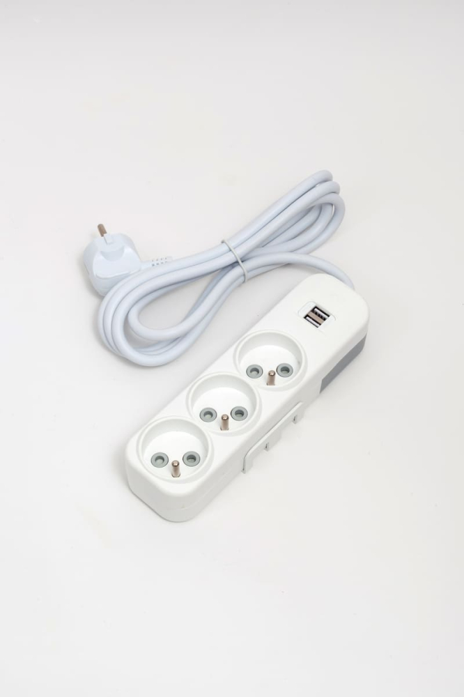 Удлинитель 3вх с защитными шторками USB UPS ELBI Myra 527-010202-326 в Санкт-Петербурге