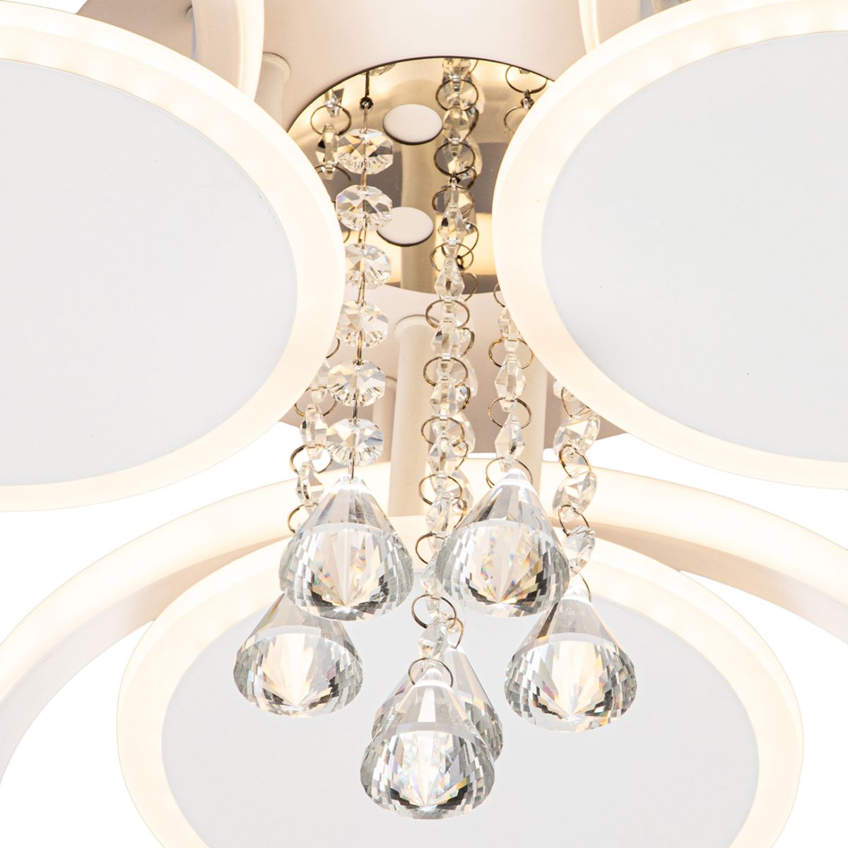 Потолочный светильник Escada 10228/S LED 110W White в #REGION_NAME_DECLINE_PP#