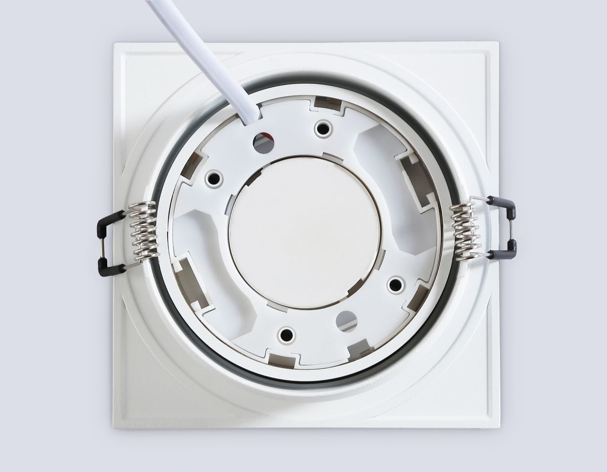 Встраиваемый светильник Ambrella Light Techno Spot Standard Tech TN52232 в Санкт-Петербурге
