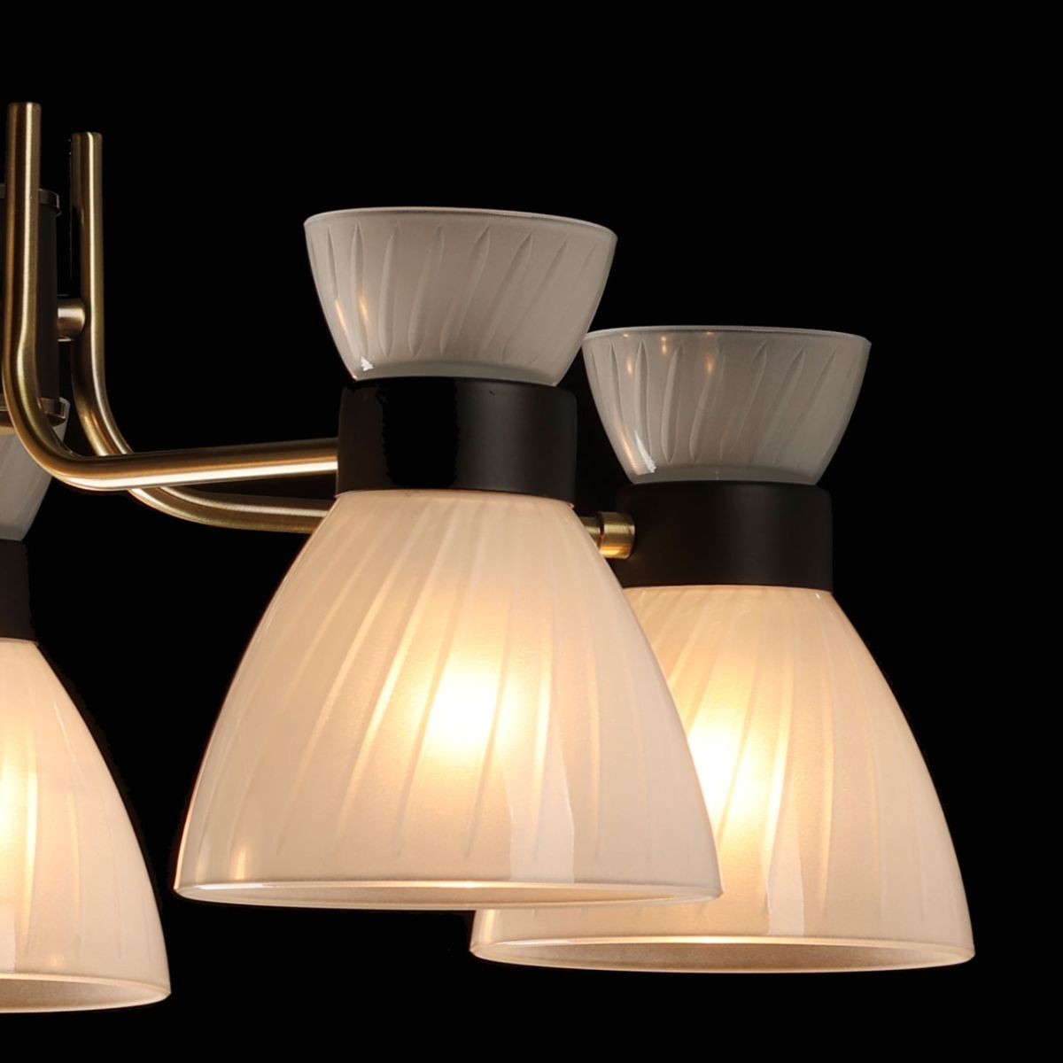 Люстра на штанге De Markt City Дэла 635016205 в Санкт-Петербурге