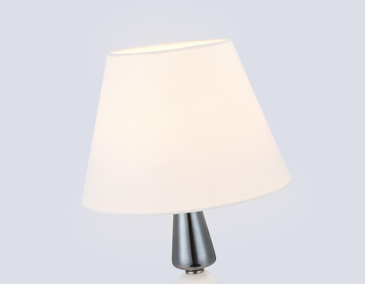 Настольная лампа Ambrella Light High Light Classic LH75262 в Санкт-Петербурге