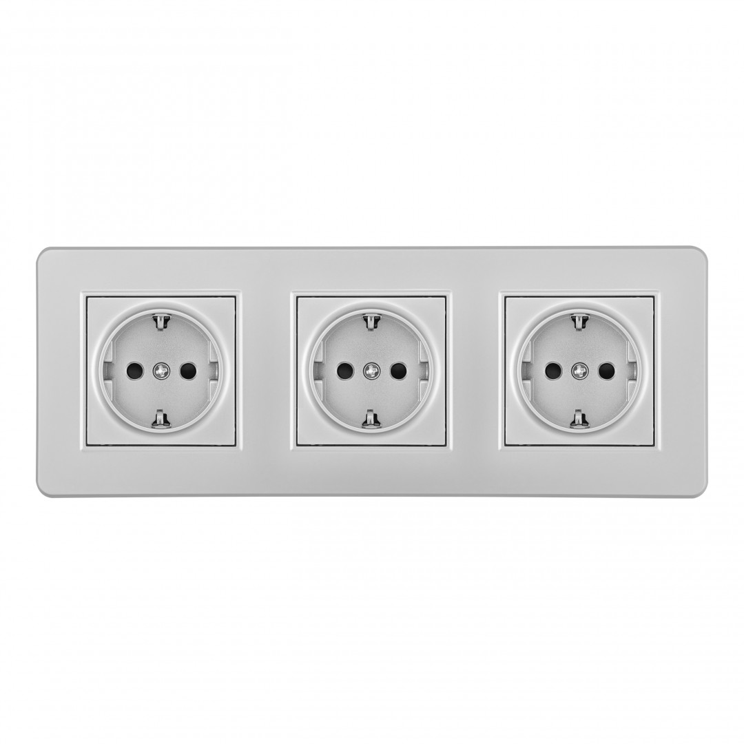 Розетка тройная (трехпостовая) с/з и шторками Arte Milano SET16-3-40-1x3 silver в Санкт-Петербурге