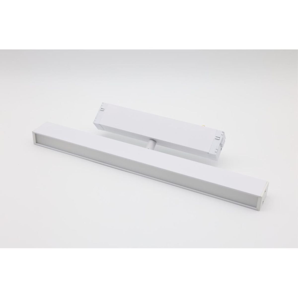 Трековый магнитный светильник Aployt Magnetic track 220 APL.0203.11.18 в Санкт-Петербурге