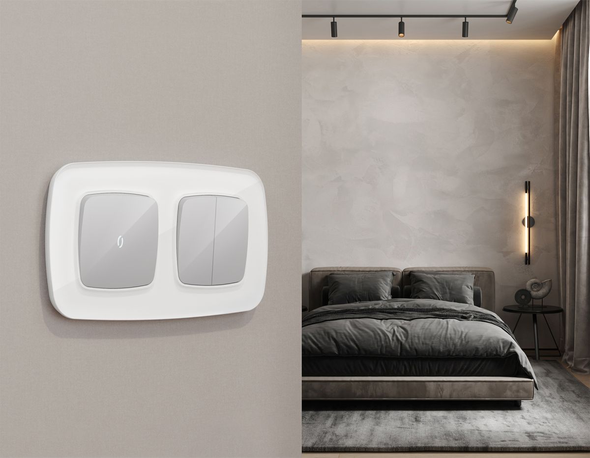 Комплект механизма 2-клавишного перекрестного выключателя Ambrella Volt 10A-250V OMEGA MO403030 Серебро глянец QUANT (OP4030, VM125) в Санкт-Петербурге