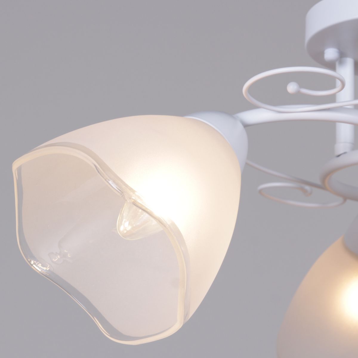 Потолочный светильник Reluce 33560-0.3-03 WH в #REGION_NAME_DECLINE_PP#