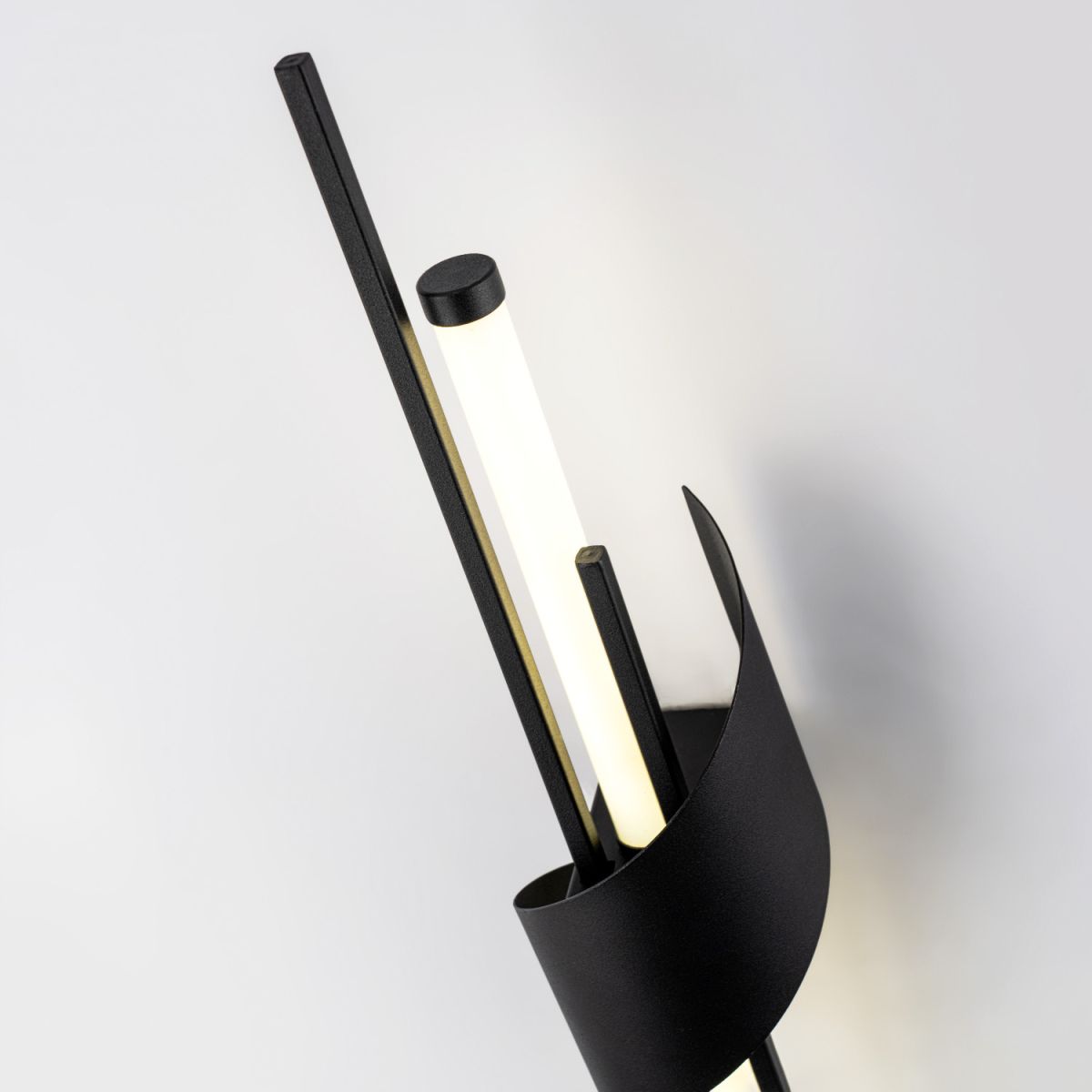 Настенный светильник Modelux ML.729.590 BK в Санкт-Петербурге