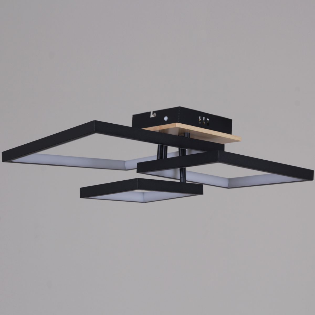 Потолочный светильник Reluce 98560-0.3-03 BK+WOOD в Санкт-Петербурге