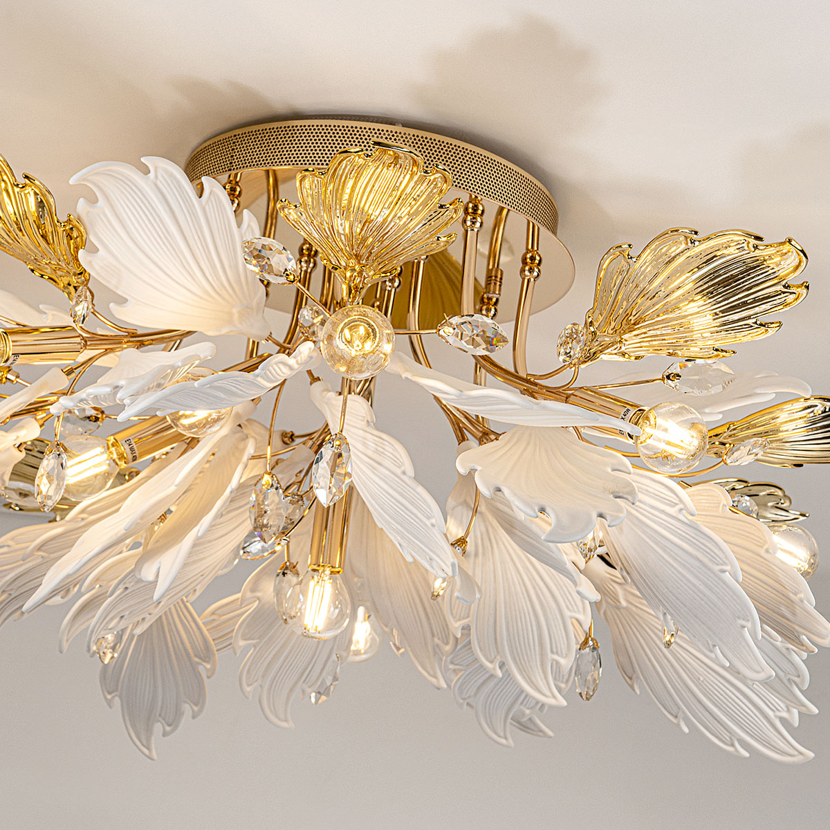 Потолочная люстра Modelux ML.6869.850 GD в Санкт-Петербурге