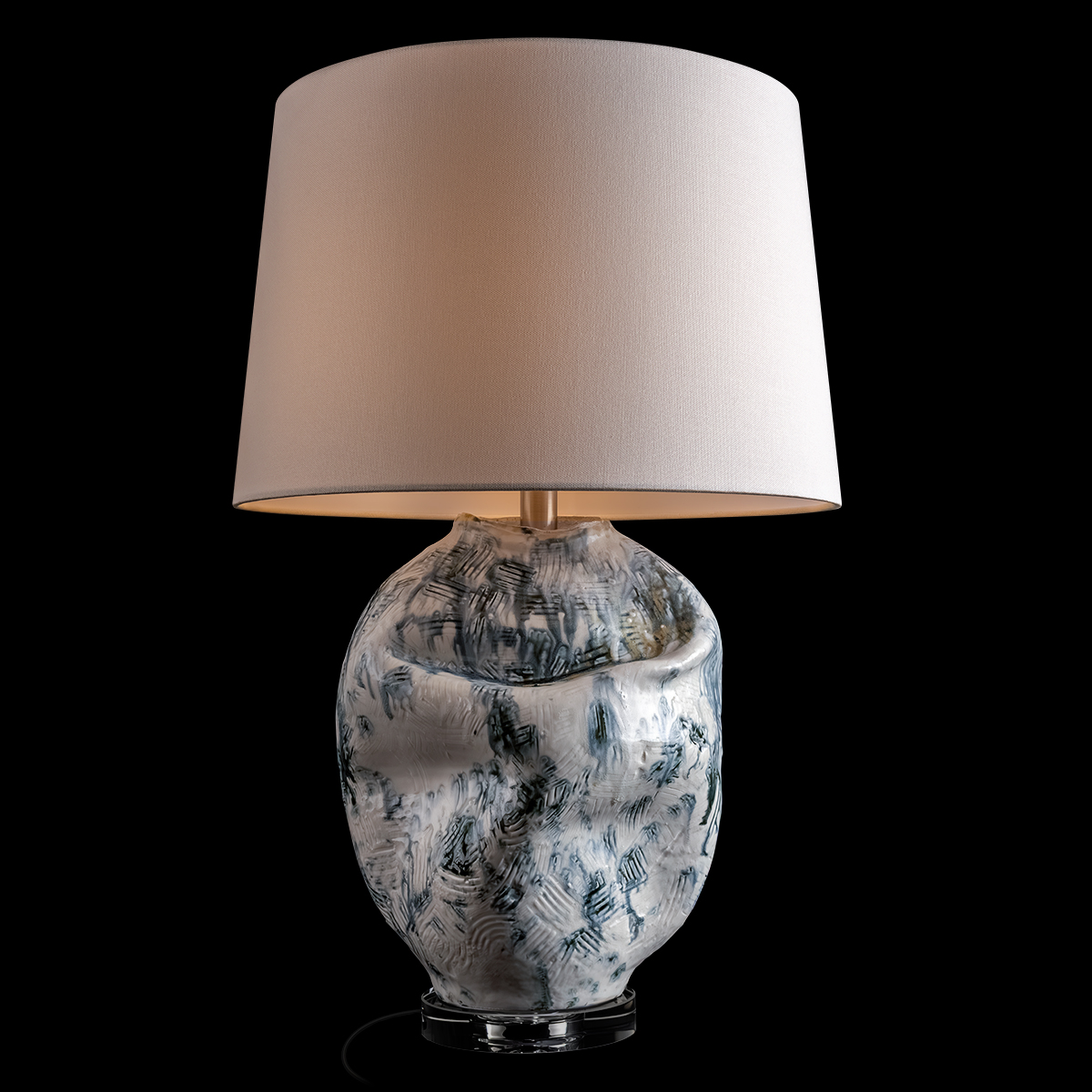 Настольная лампа LOFT IT Larimar 10502T в #REGION_NAME_DECLINE_PP#