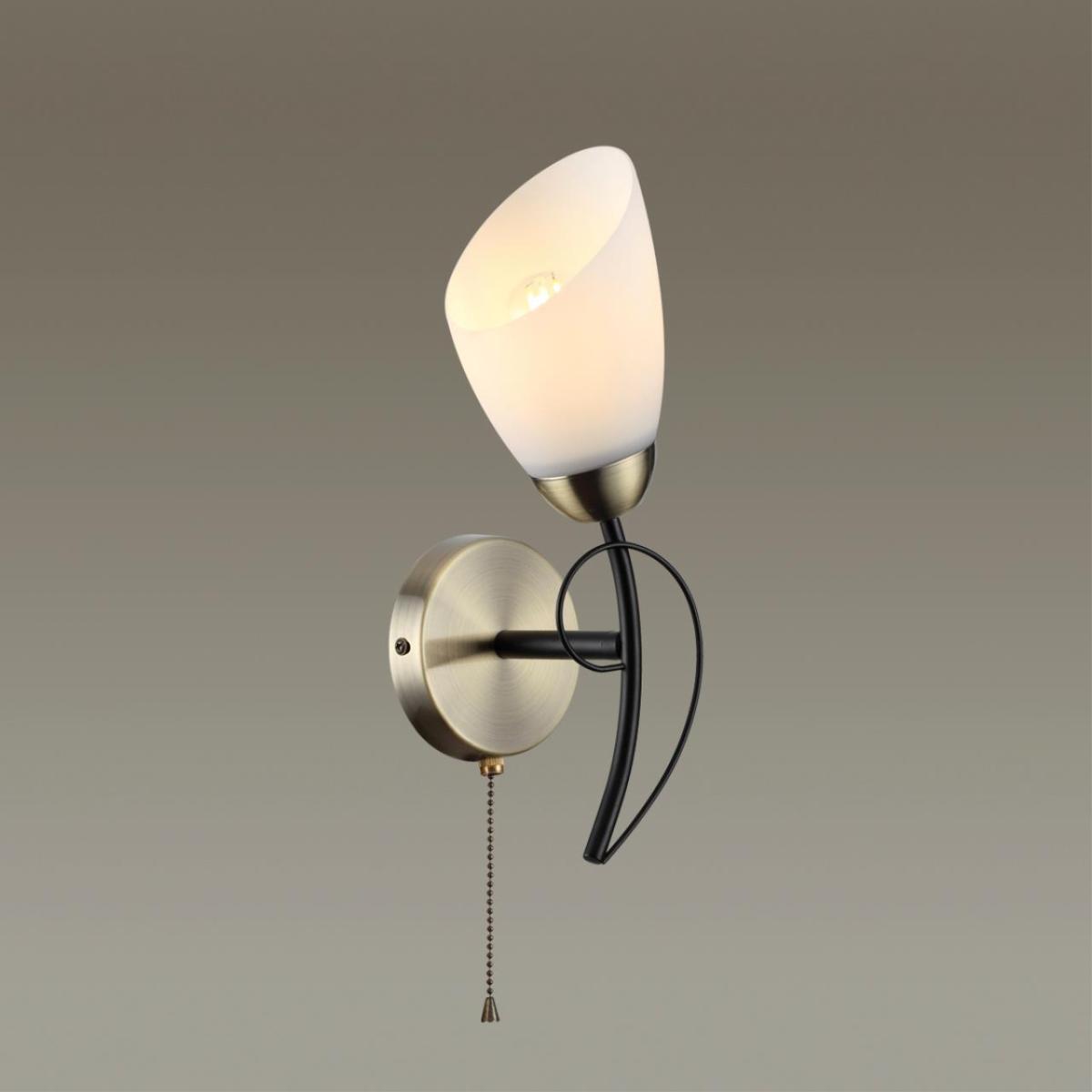 Бра для гостиной в гостиную Lumion Comfi 4592/1W в Санкт-Петербурге