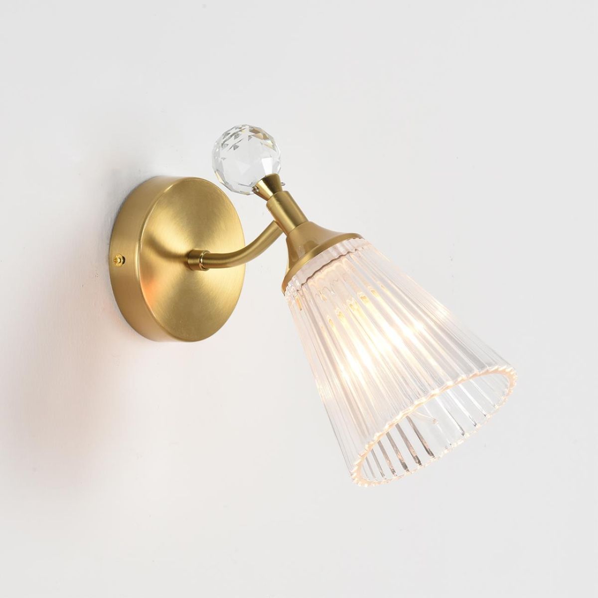 Бра Lumion Classi Aurica 8046/1W в Санкт-Петербурге