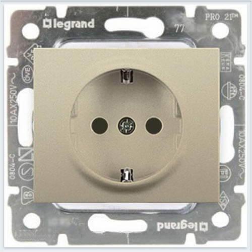 Розетка 2К+3 Legrand Galea Life 16A 250V с/завтоматические клеммы титановая 771462 в Санкт-Петербурге