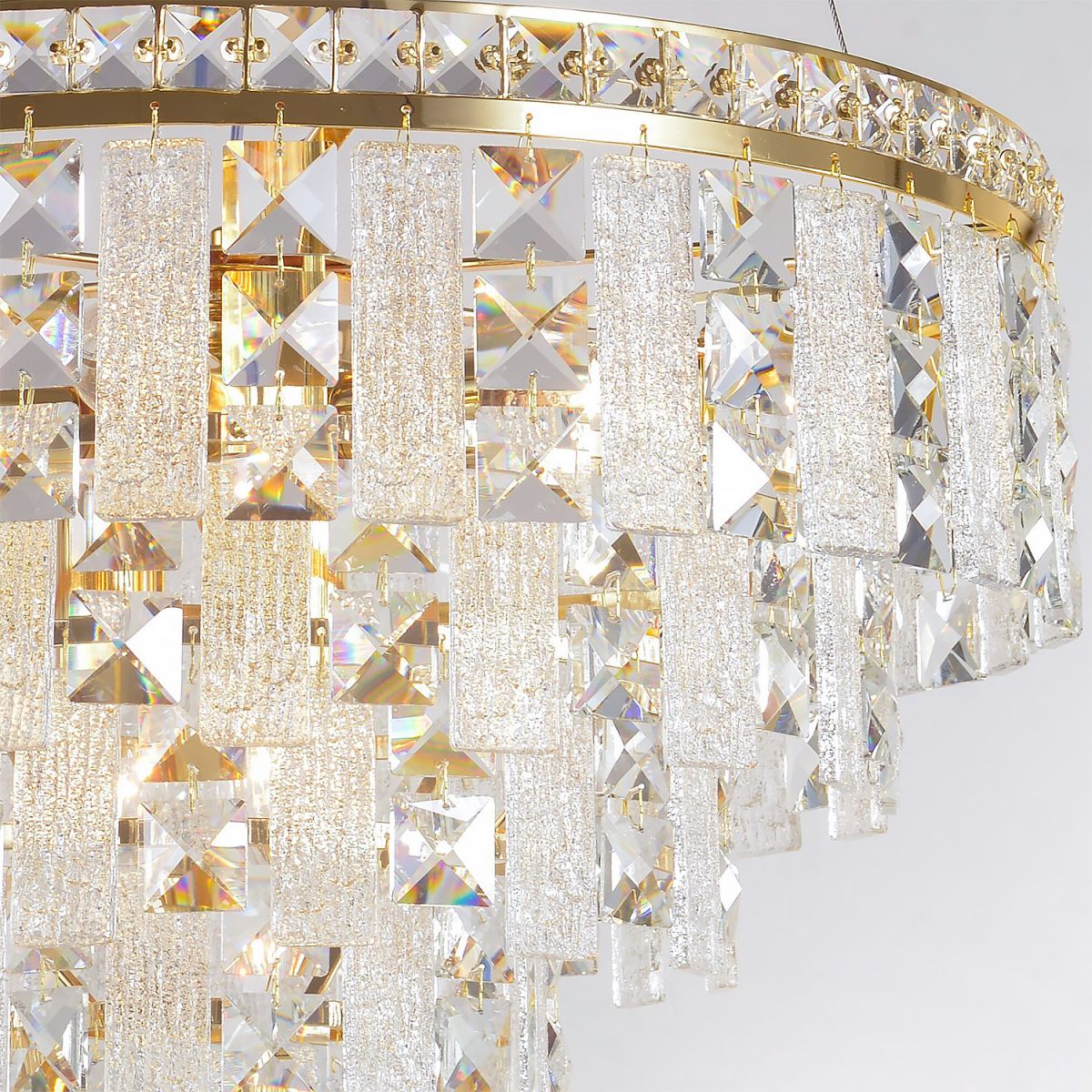 Подвесная люстра Reluce 49820-0.4-09 DN в Санкт-Петербурге