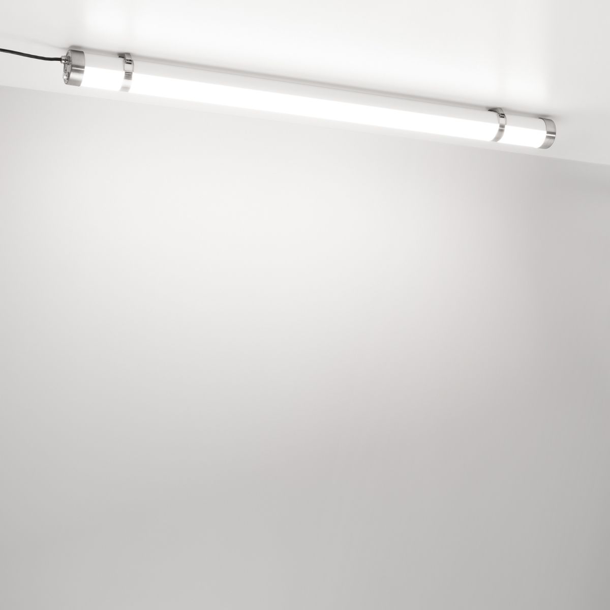 Накладной светильник Arlight SP-LINE-AGRO-L1200-26W Day5000 (WH, 120 deg, 230V) (IP66 Пластик) 066824 в Санкт-Петербурге