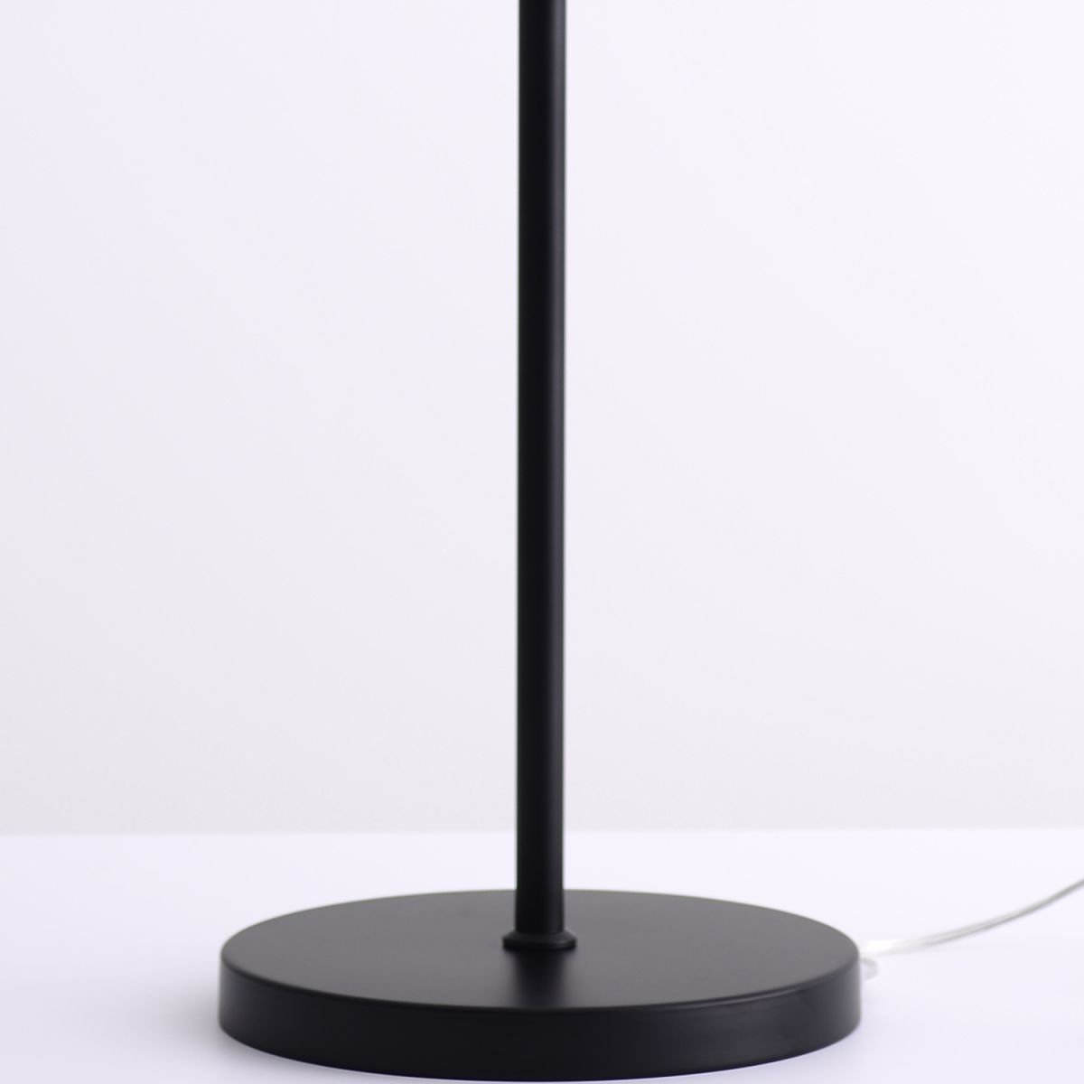 Торшеры Illumico IL2218-1FLS-24 HIGHBALL в #REGION_NAME_DECLINE_PP#