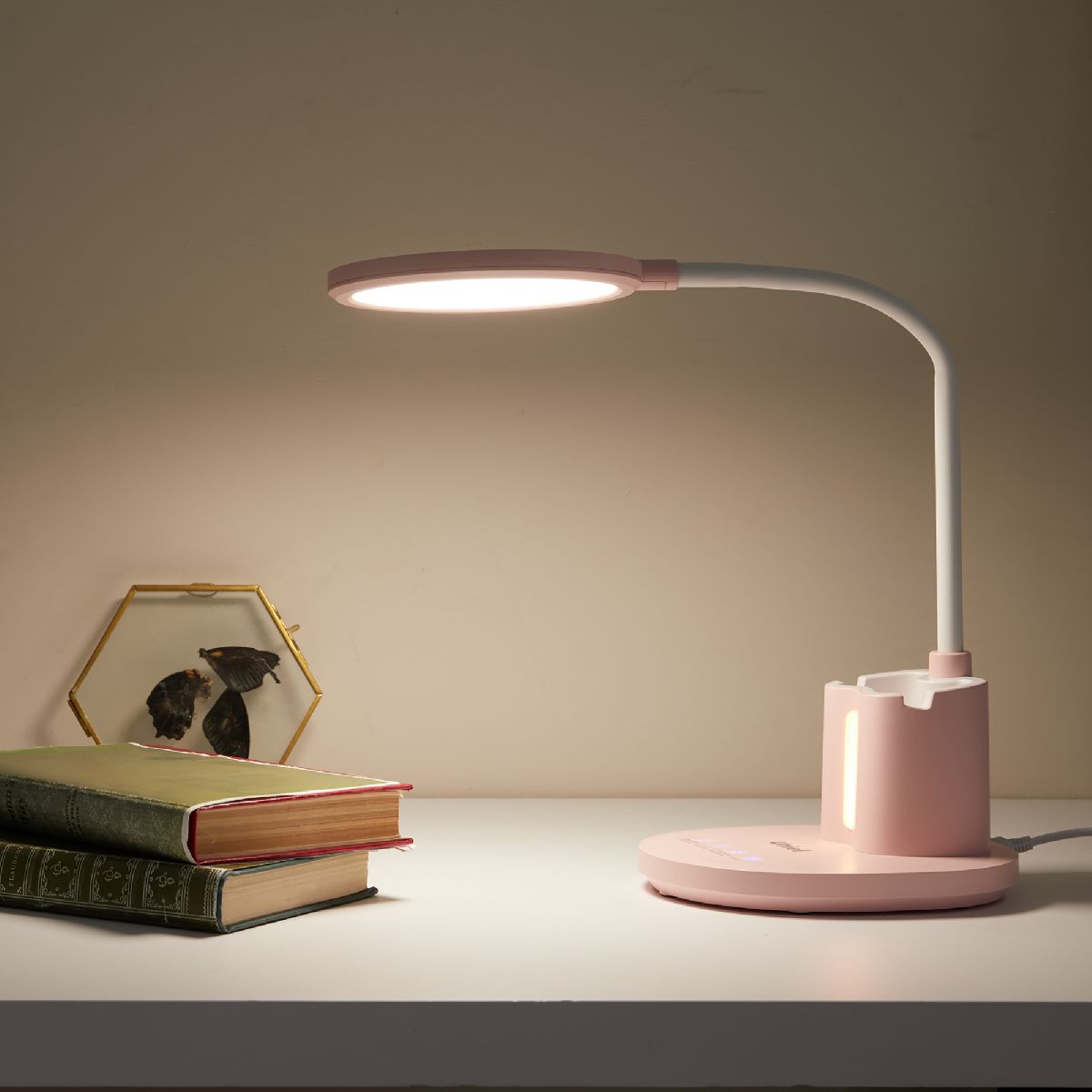 Настольная лампа Uniel ULM-D150 15W/3000-6500K/DIM PINK UL-00011293 в Санкт-Петербурге