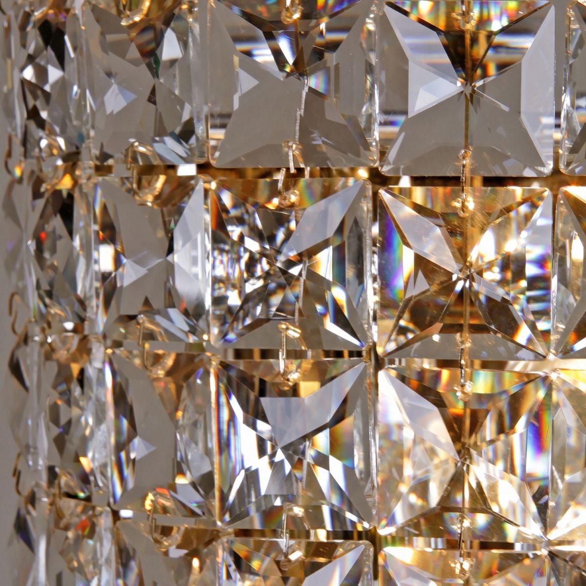 Подвесная люстра Illumico IL5130-950LZF-25 GD ELITE в #REGION_NAME_DECLINE_PP#