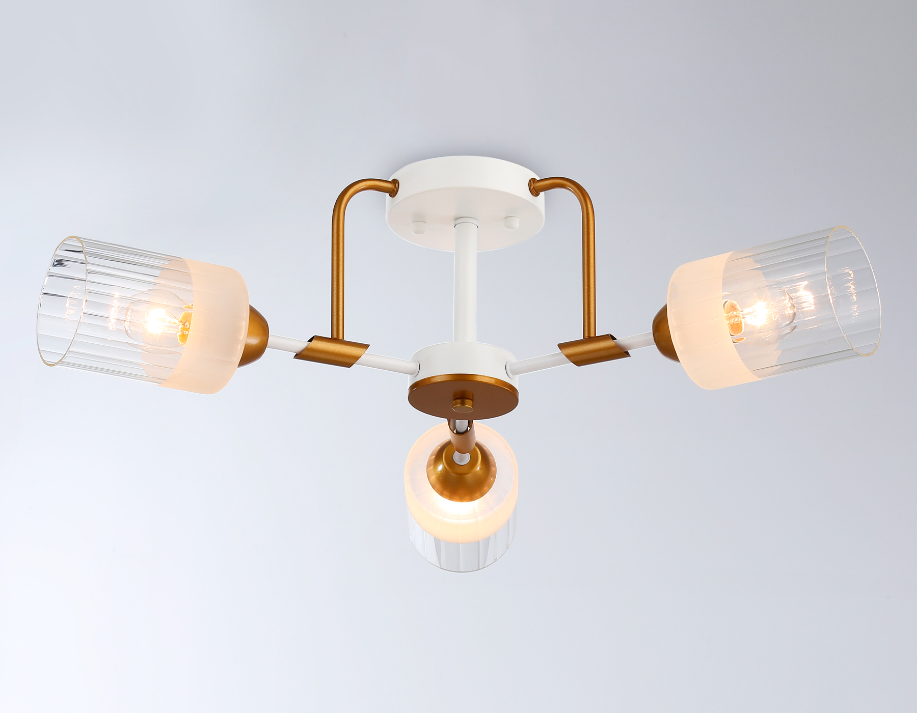 Люстра на штанге Ambrella Light Modern TR303321 в Санкт-Петербурге