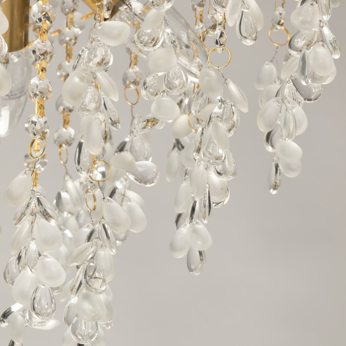 Подвесная люстра De Markt City Бриз 230011504 в Санкт-Петербурге