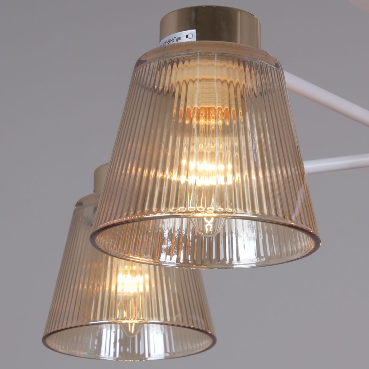 Люстра на штанге Reluce 20560-0.3-05 WH+FG в Санкт-Петербурге