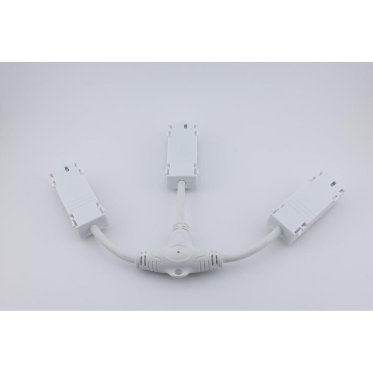 Коннектор питания Т-образный угловой для магнитного шинопровода Aployt Magnetic track 220 APL.0280.10.04 в Санкт-Петербурге