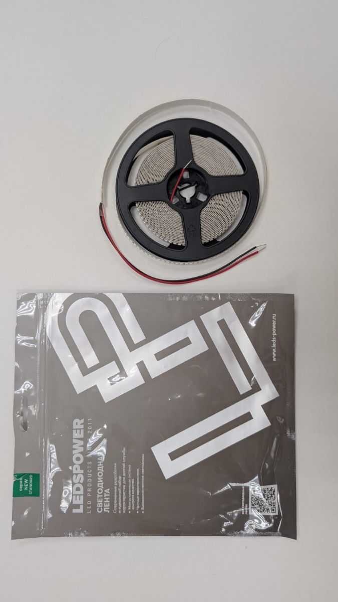 Светодиодная лента LEDS POWER 2835 240/м (21Вт/м) 24В нейтральная 008868 в #REGION_NAME_DECLINE_PP#