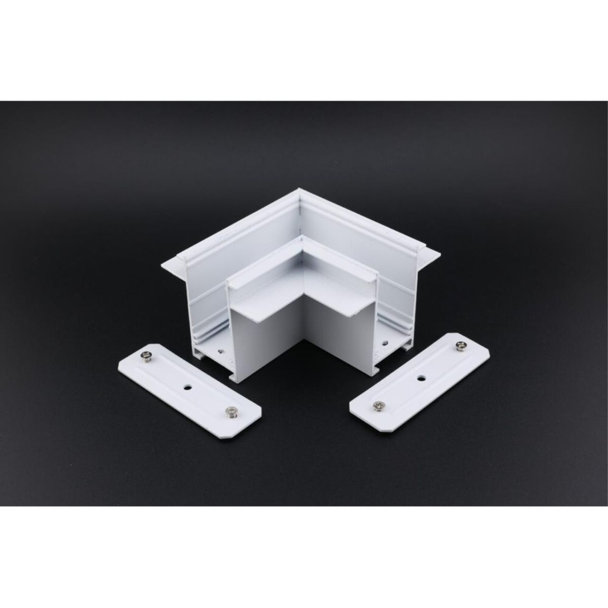 Соединитель угловой плоский для магнитного шинопровода Aployt Magnetic track 220 APL.0285.10.01 в Санкт-Петербурге