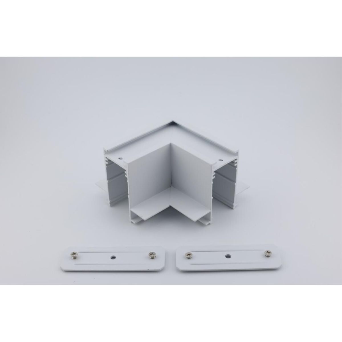 Соединитель угловой плоский для магнитного шинопровода Aployt Magnetic track 220 APL.0285.10.01 в Санкт-Петербурге