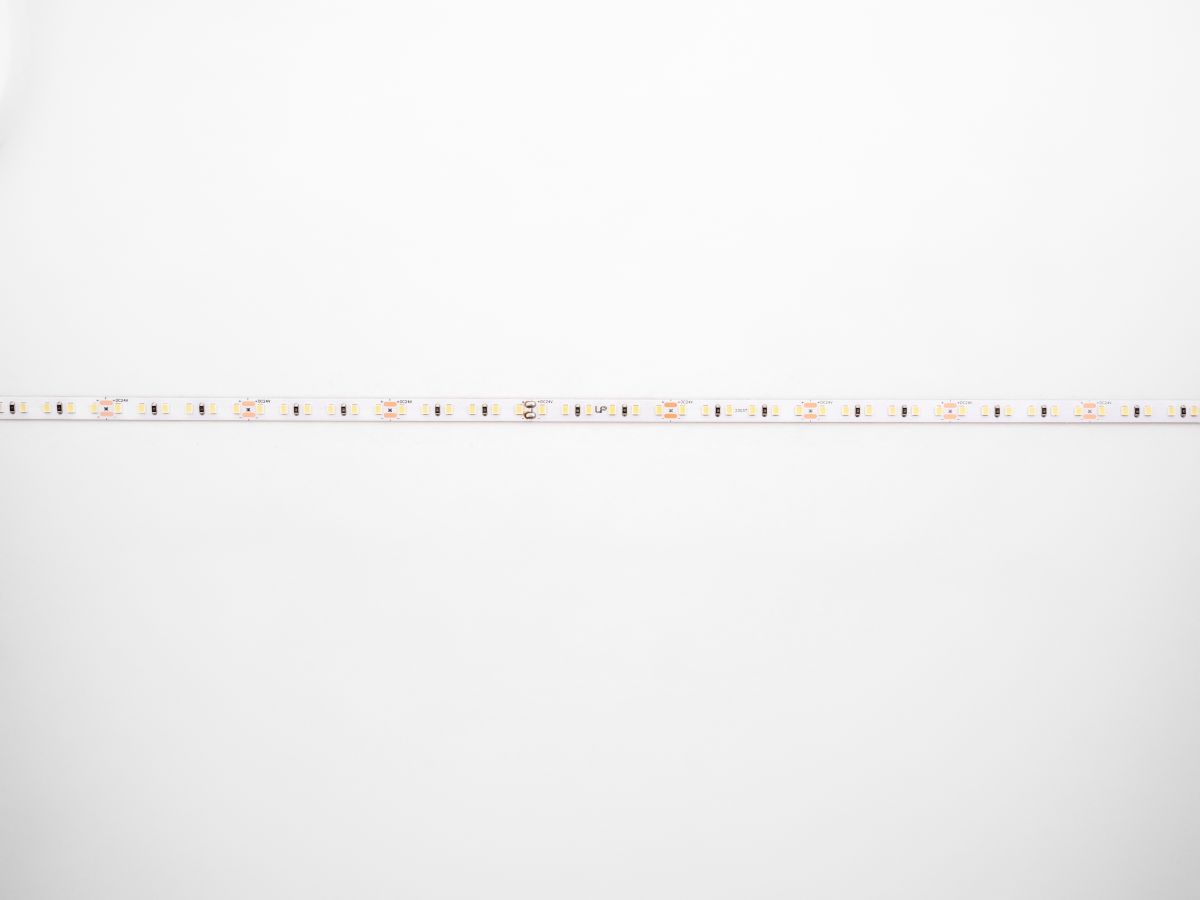 Светодиодная лента LEDS POWER 2835 120/м (5Вт/м) 24В холодная 005867 в #REGION_NAME_DECLINE_PP#