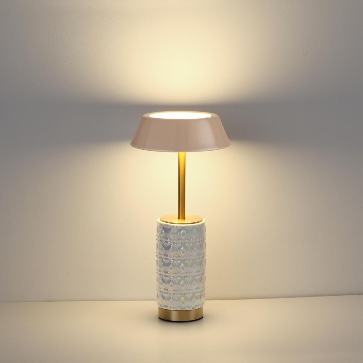 Настольная лампа беспроводная Odeon Light L-Vision Lulu 5454/8TLA в Санкт-Петербурге