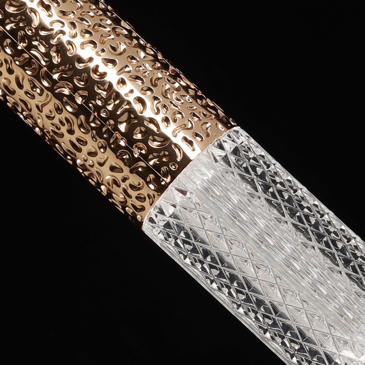 Подвесной светильник De Markt City Конти 488012201 в #REGION_NAME_DECLINE_PP#