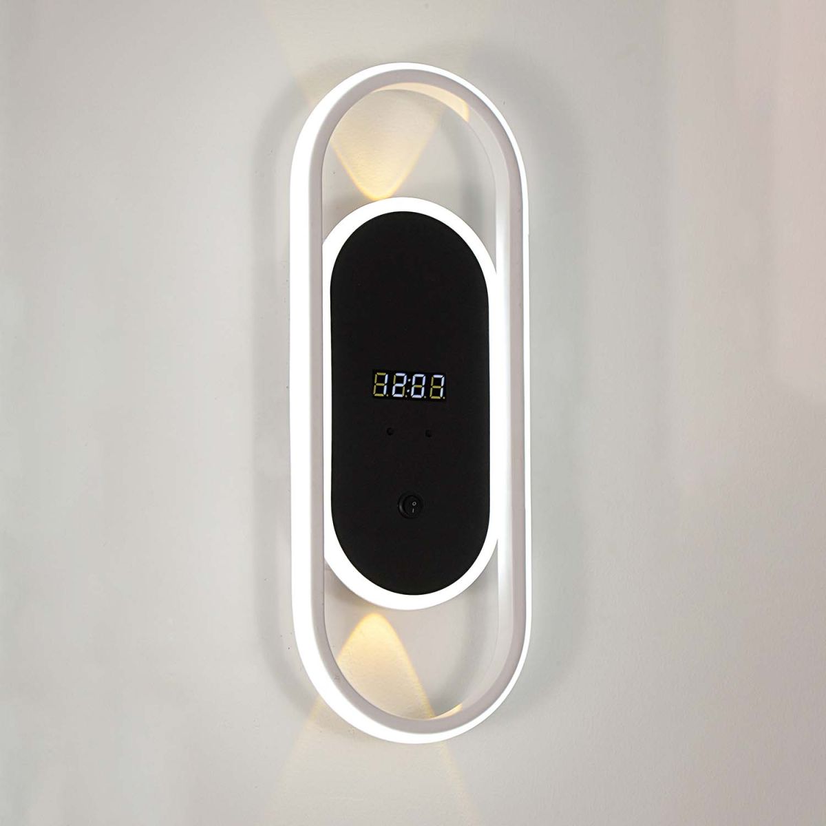 Настенный светильник с часами F-Promo Vigilate 4689-1W в #REGION_NAME_DECLINE_PP#