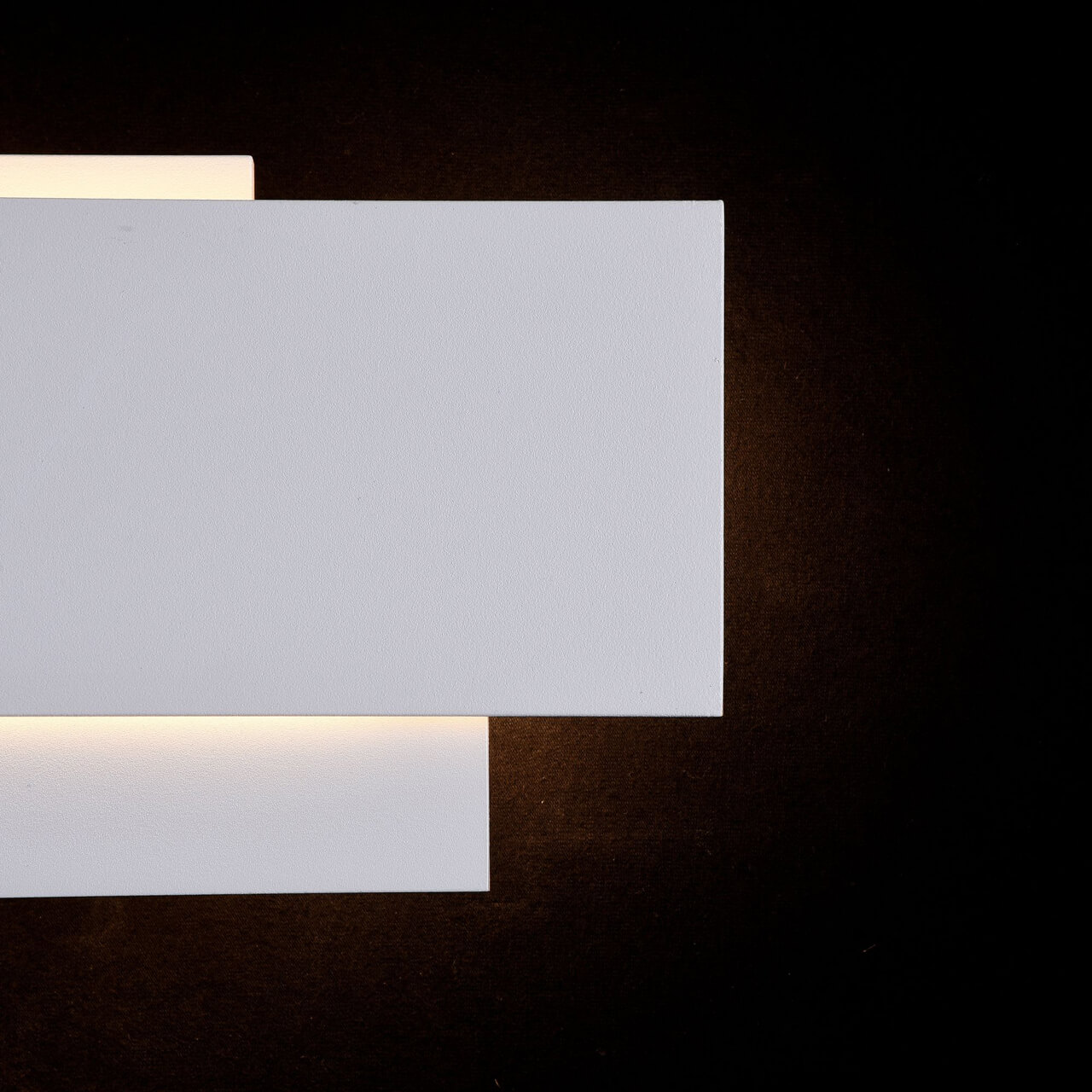 Настенный светодиодный светильник Maytoni Trame C804WL-L12W в Санкт-Петербурге