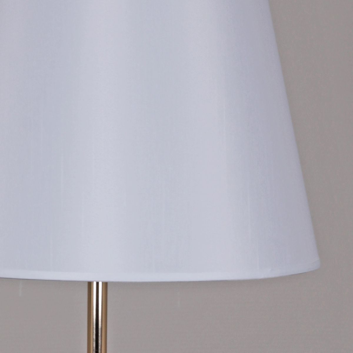 Торшер Reluce 02053-0.6-01 WH-GD в #REGION_NAME_DECLINE_PP#