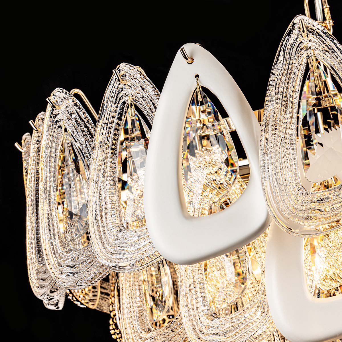 Подвесная люстра Modelux ML.6775.600 GD в Санкт-Петербурге