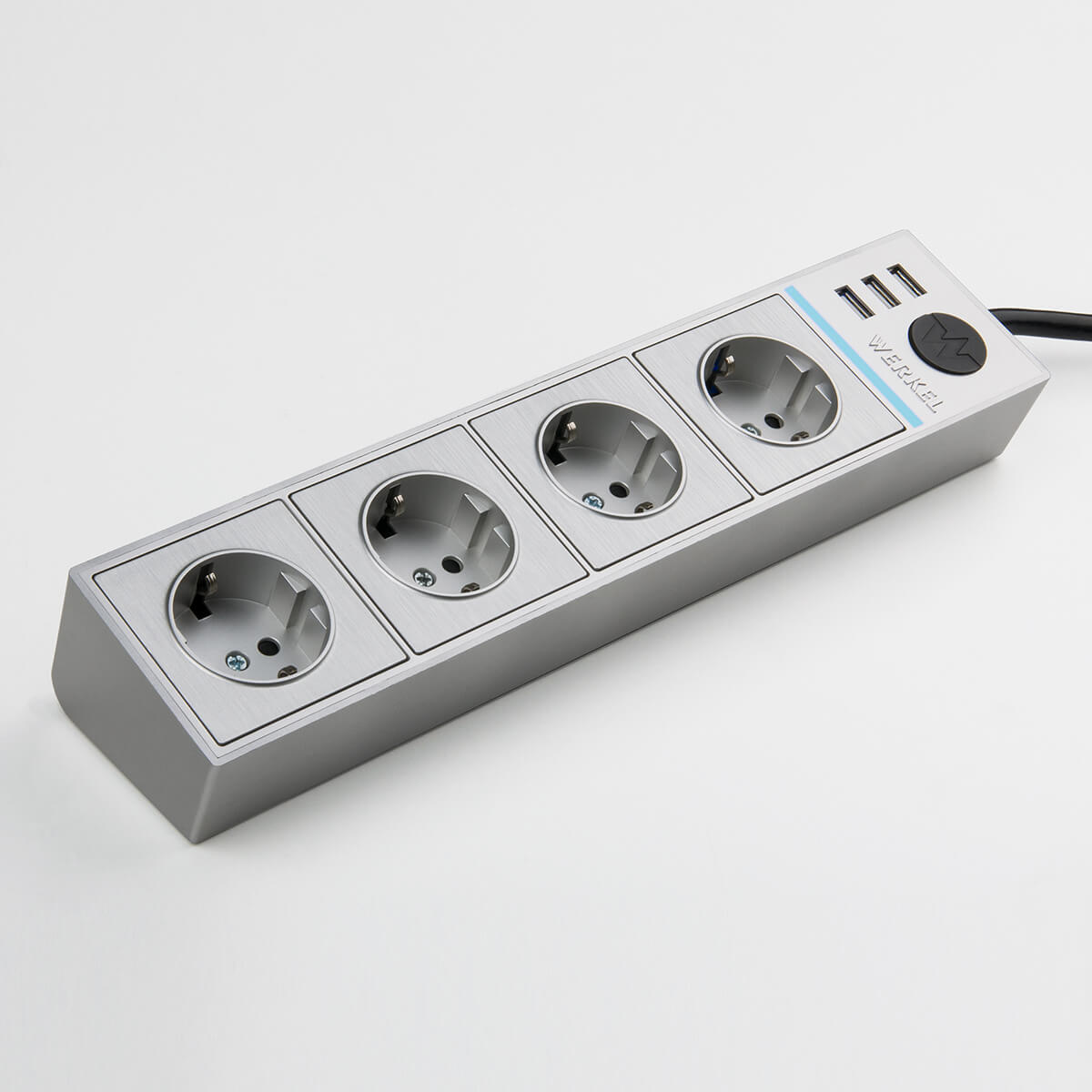 Розеточный блок 4гн 3USB х 1,7м с/з Werkel WL20-04-03 4690389128394 в Санкт-Петербурге