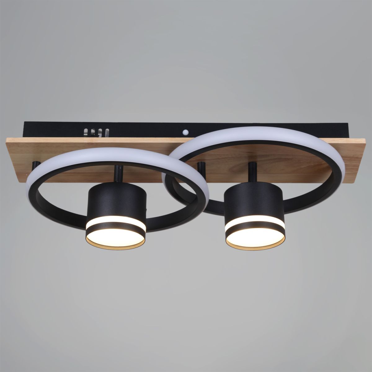 Потолочный светильник Reluce 29560-0.3-2+2 BK+WOOD в #REGION_NAME_DECLINE_PP#