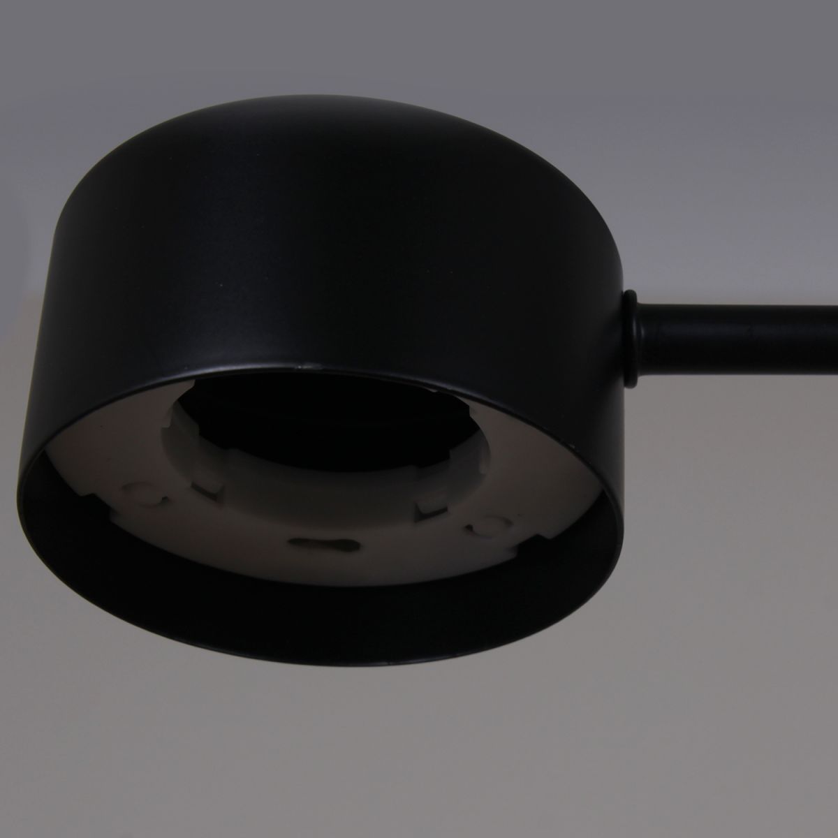 Люстра на штанге Reluce 03738-0.3-09 BK GX53 в Санкт-Петербурге