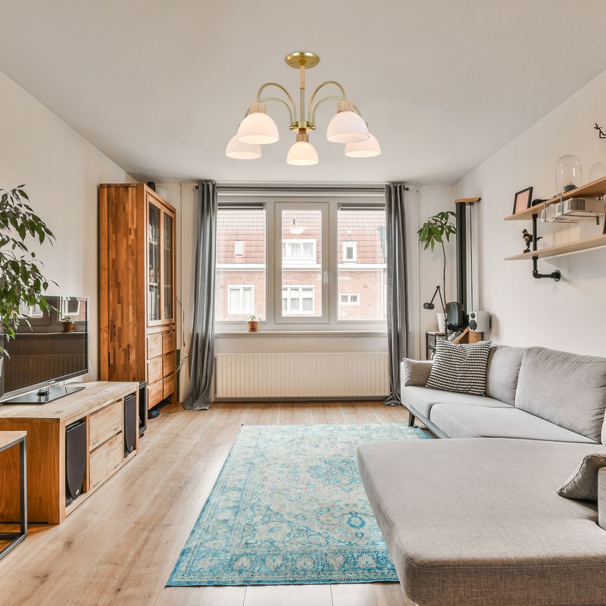 Люстра на штанге Escada Sade ES0000061 в Санкт-Петербурге