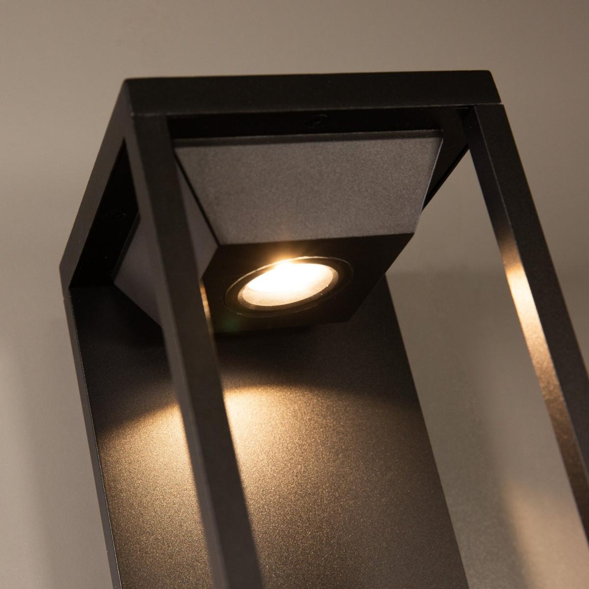 Уличный настенный светильник Favourite Tom 4386-1W в #REGION_NAME_DECLINE_PP#