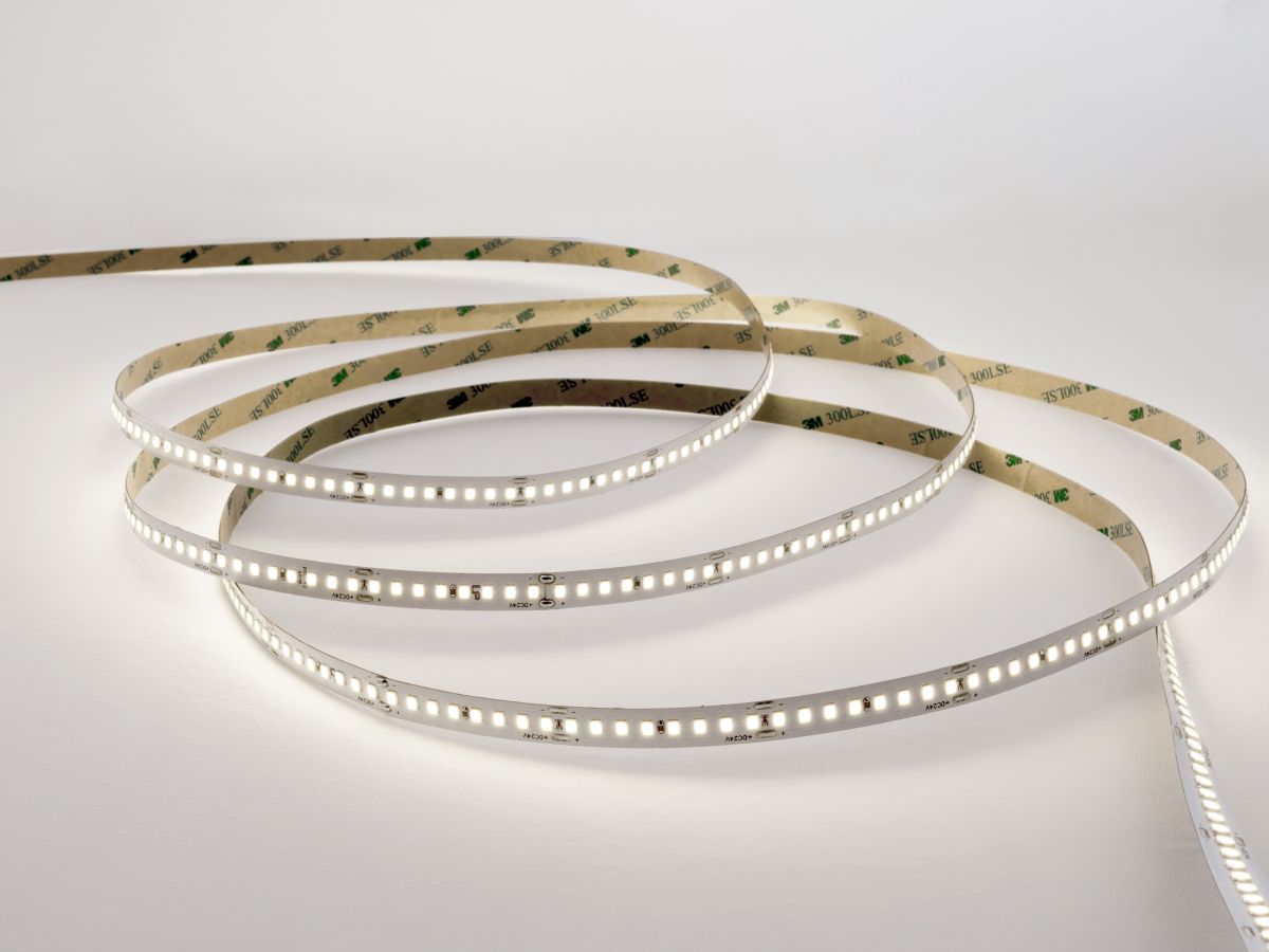 Светодиодная лента LEDS POWER 2835 176/м (16Вт/м) 24В холодная, серия ПРО140 005225 в #REGION_NAME_DECLINE_PP#