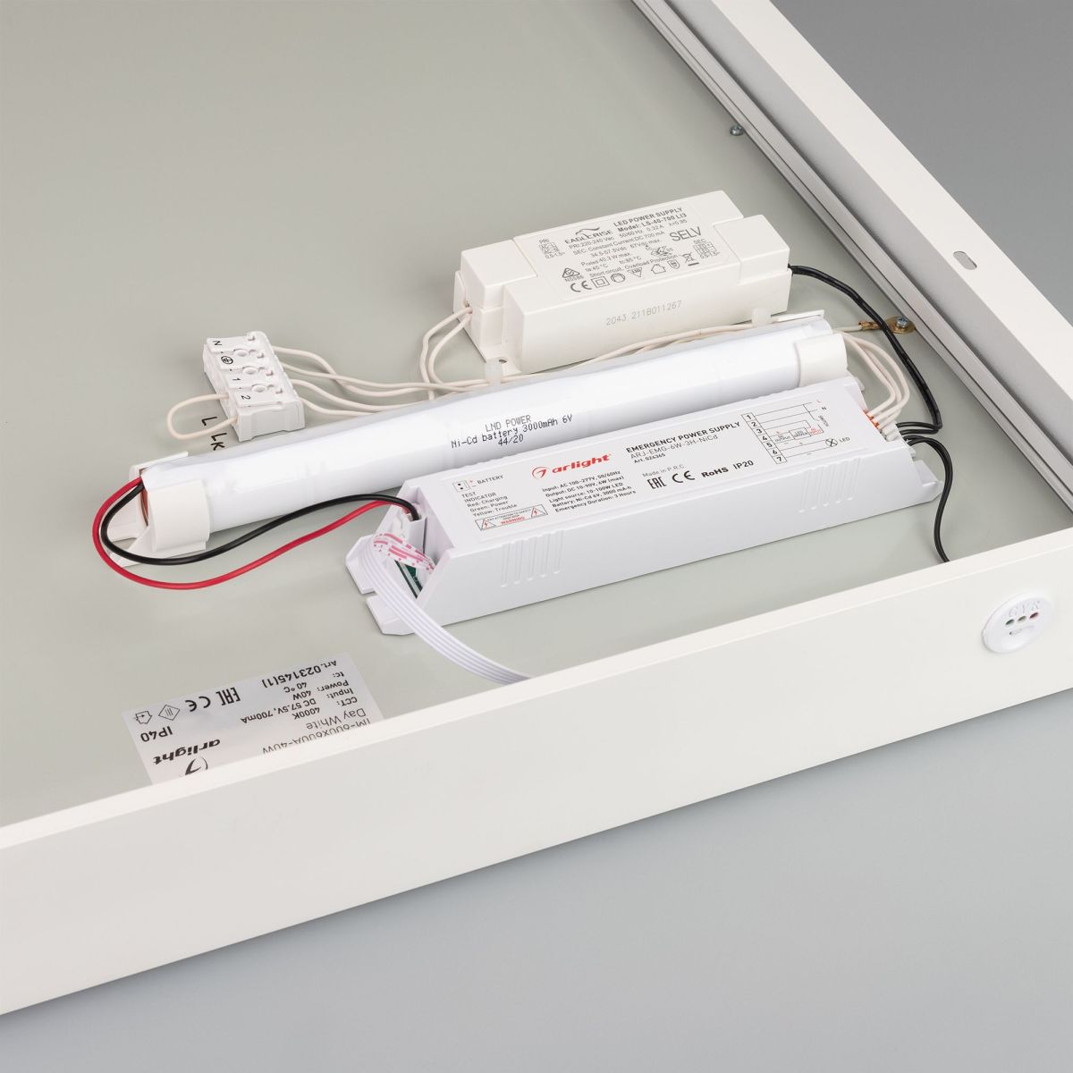 Светодиодная панель Arlight IM-EMERGENCY-3H-S600x600-40W Warm3000 (WH, 120 deg, 230V) 056641 в Санкт-Петербурге