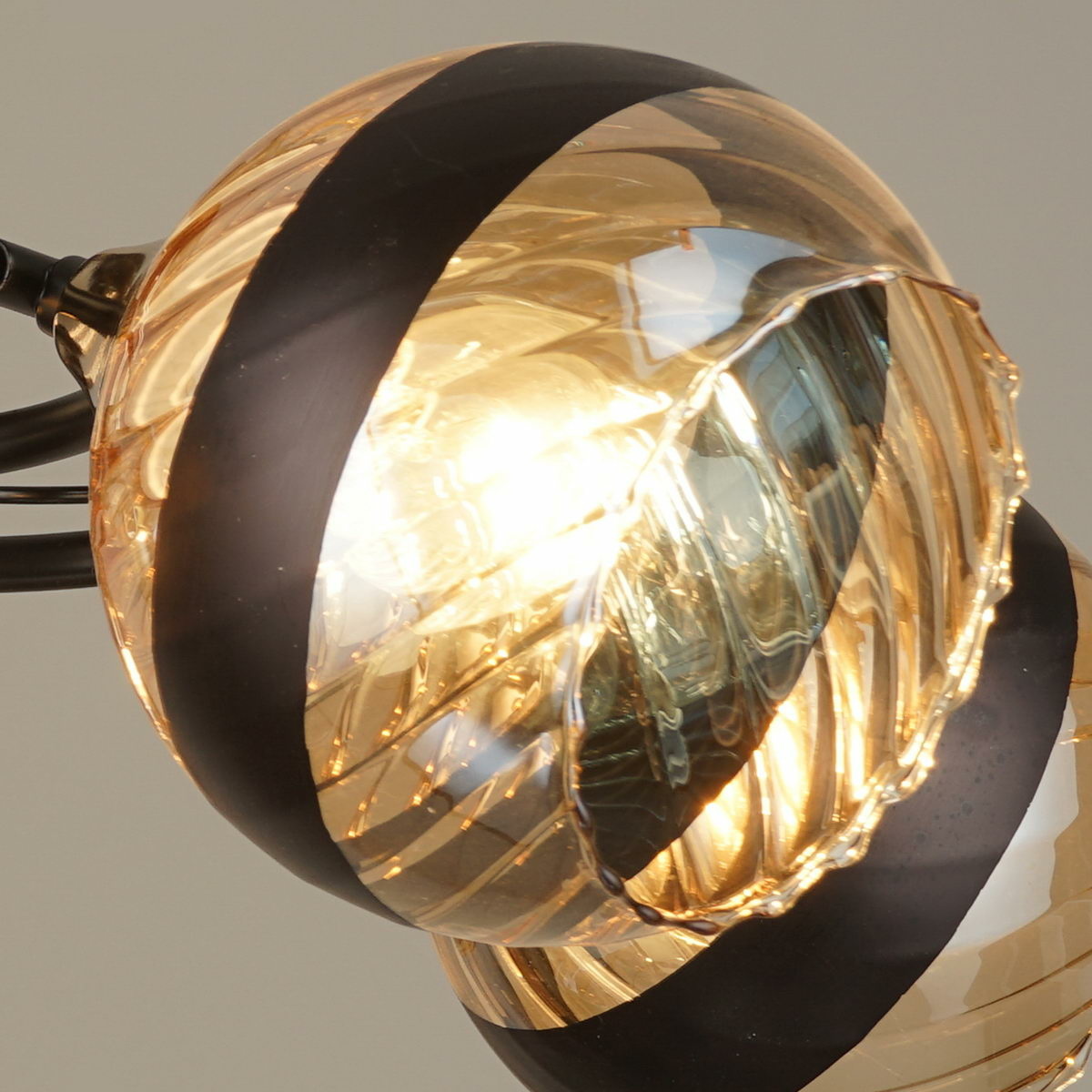 Потолочная люстра Reluce 03619-0.3-05 в Санкт-Петербурге