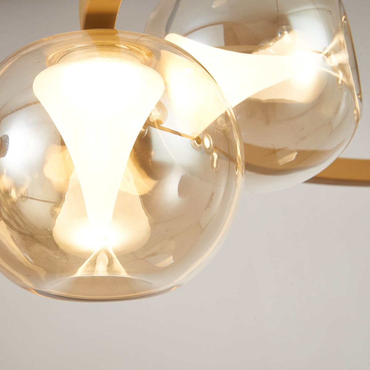 Подвесная люстра Mantra Andromeda 9555 в Санкт-Петербурге