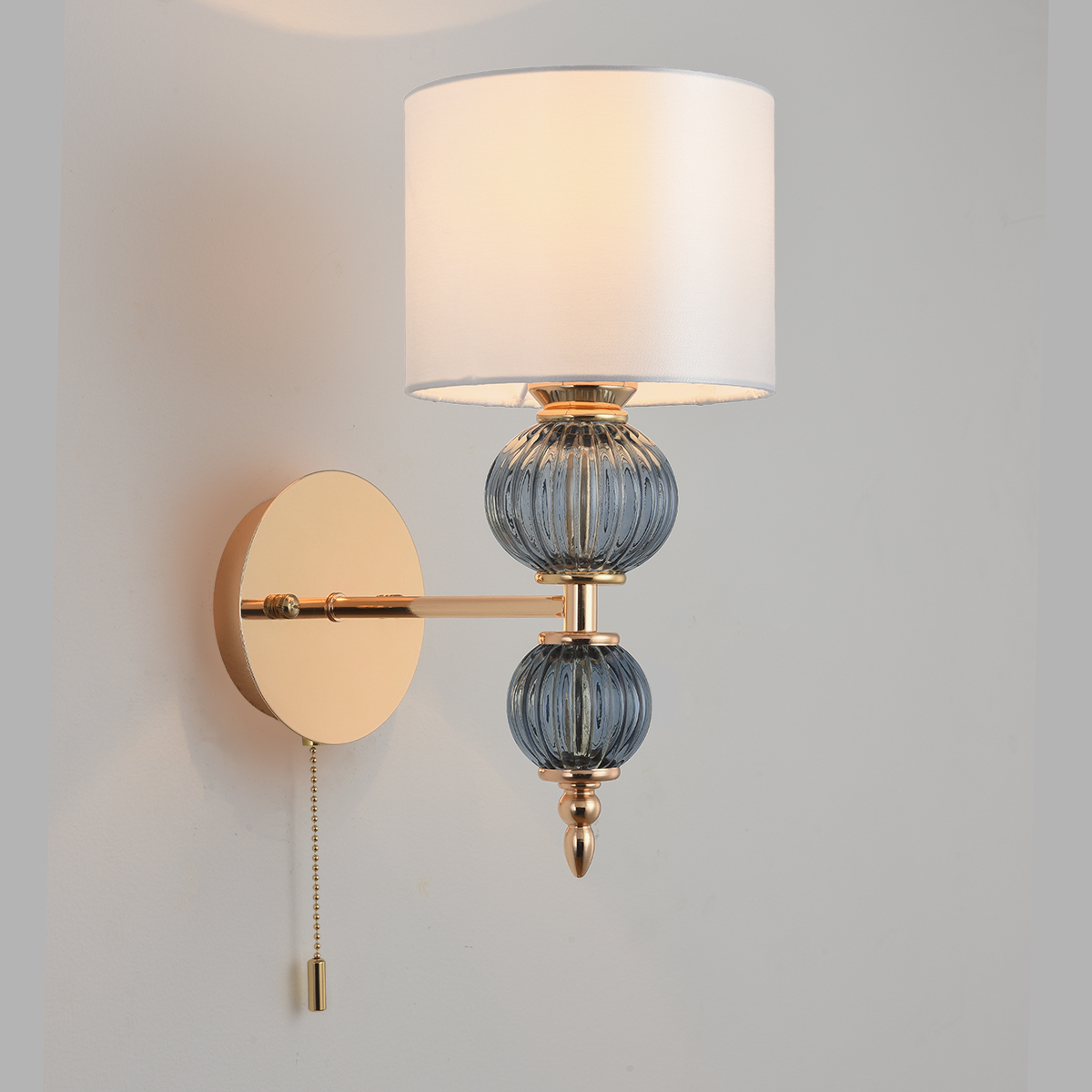 Бра Lumion Classi Mikimito 8418/1W в Санкт-Петербурге