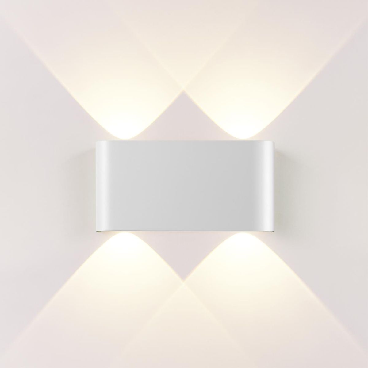 Настенный светильник Odeon Light Hightech Magnum 7192/4WL в #REGION_NAME_DECLINE_PP#