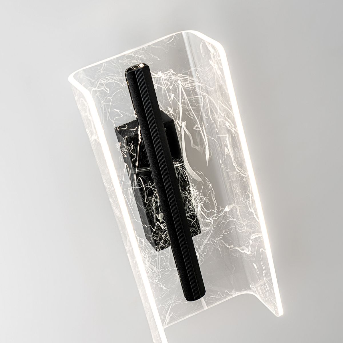 Настенный светильник Modelux ML.590.300 BK в #REGION_NAME_DECLINE_PP#