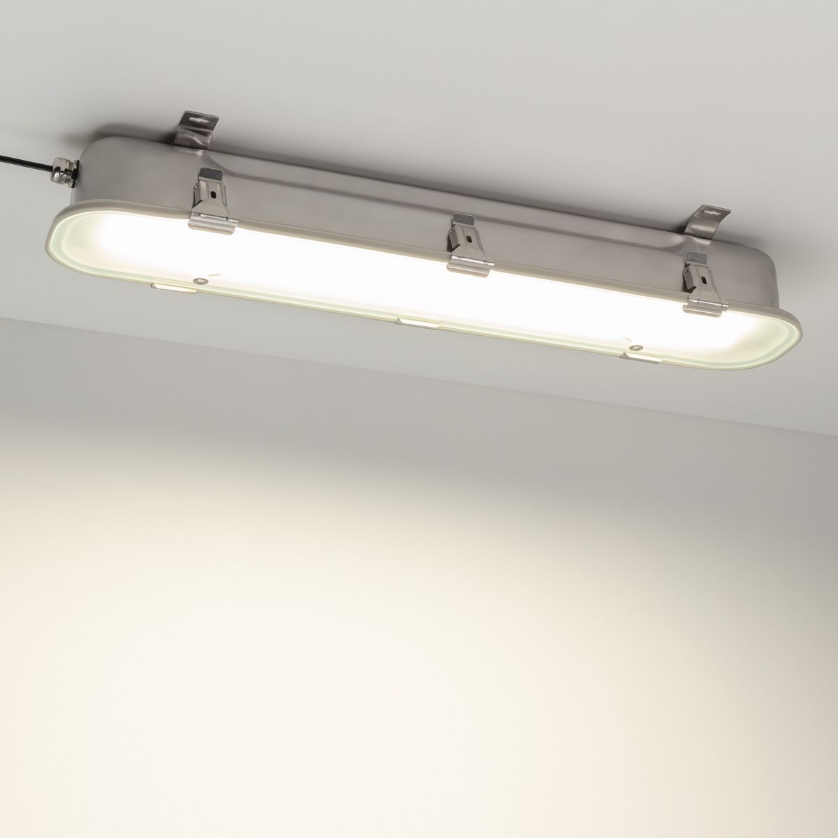 Влагозащищенный линейный светильник Arlight SP-KATANO-L700-20W Day4000 (SL, 100 deg, 230V) (IP65 Металл) 056911 в #REGION_NAME_DECLINE_PP#