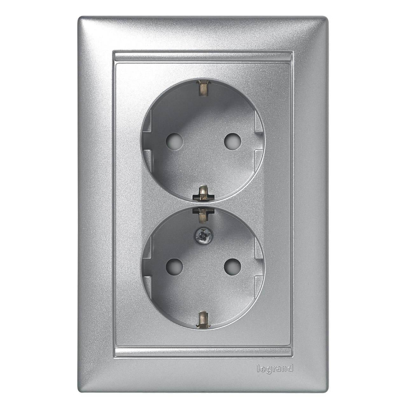Розетка 2x2К+З Legrand Valena 16A 250V с/з со шторками винтовой зажим алюминий 770127 в Санкт-Петербурге