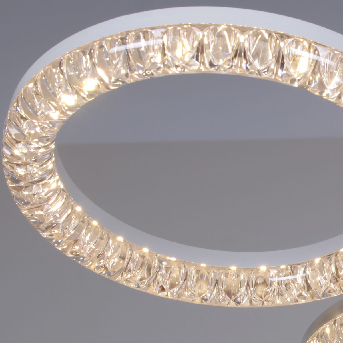 Потолочный светильник Reluce 19847-0.3-03B WH в #REGION_NAME_DECLINE_PP#